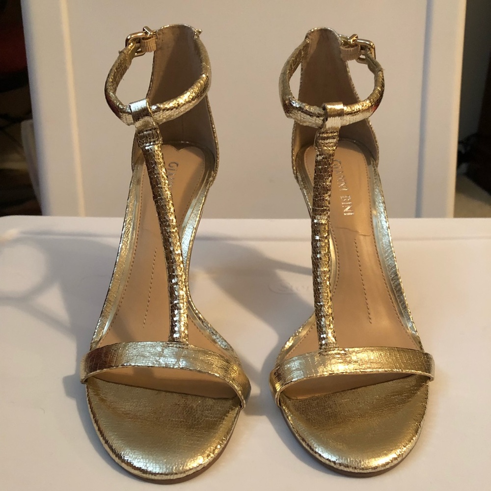 Gianni Bini Gold Heels